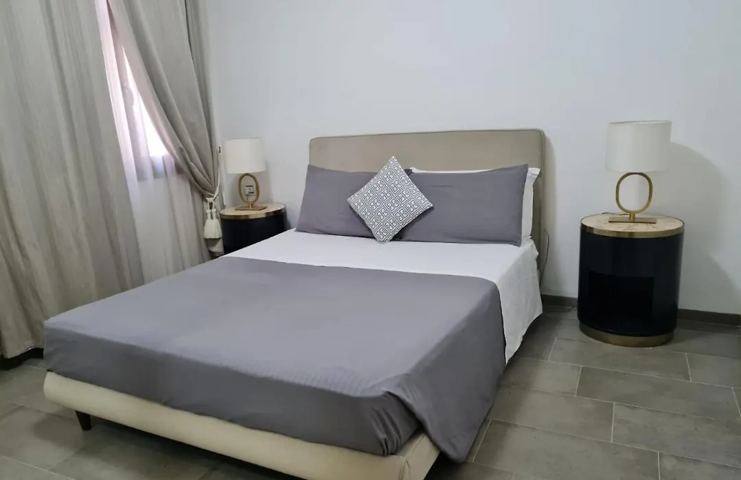 Venice Apartment With Private Courtyard-1